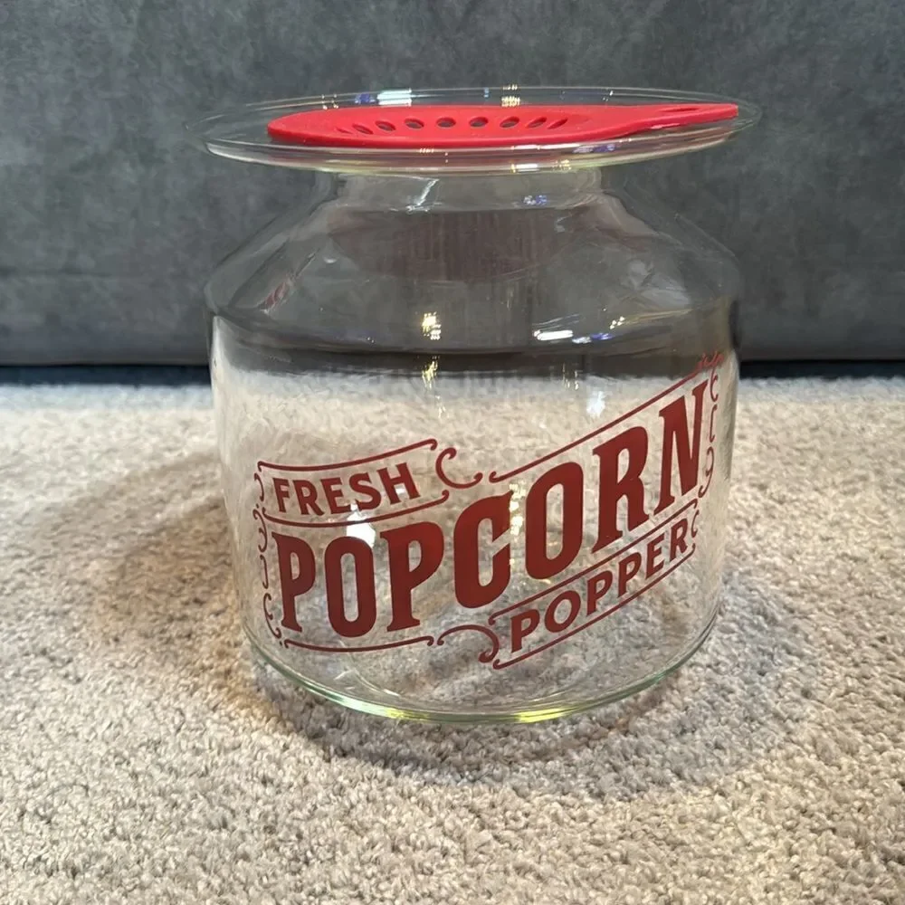 Williams Sonoma Popcorn Popper makes 2.5 qts Brand New